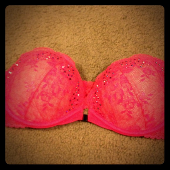 Victoria Secret strapless pink bra