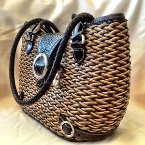 BRIGHTON - Black and Tan Straw Handbag