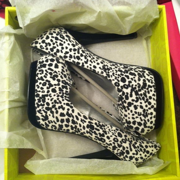 Charlotte Russe Shoes - CHARLOTTE RUSSE heels