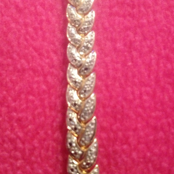 Jewelry - Gold over sterling bracelet