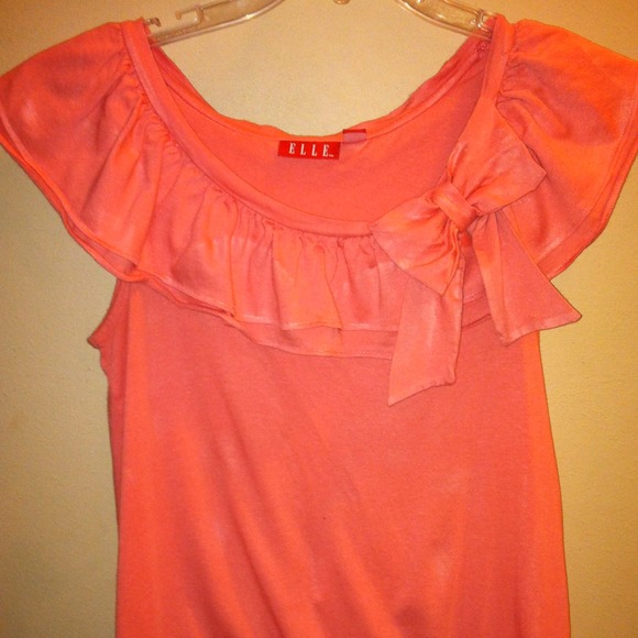 🎀TRADED IN BUNDLE TO @mhippke🎀Dressy tank