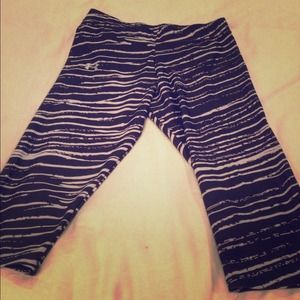 Sold-Under Armor Running Capri