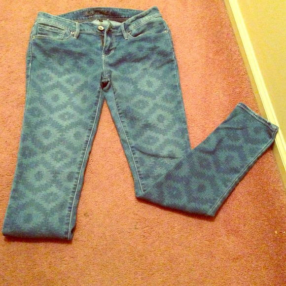 jeans with Aztec design - Picture 1 of 4