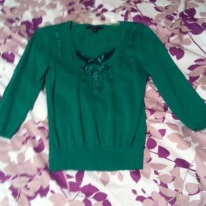 Kelly Green 3/4 sleeve sweater