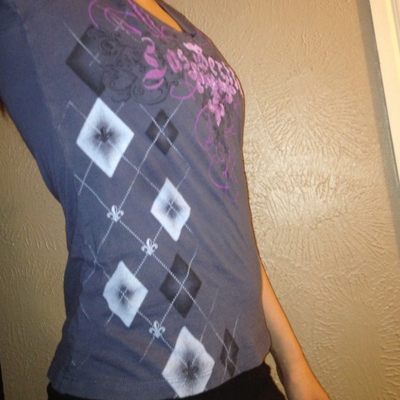 Gray Top - Picture 3 of 4