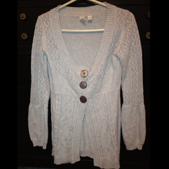 ⛔⛔SOLD in bundle⛔⛔BKE Gray Crochet Sweater