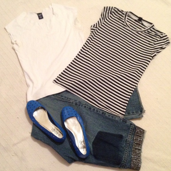 2 T's: white GAP & Black/white Tommy Hilfiger