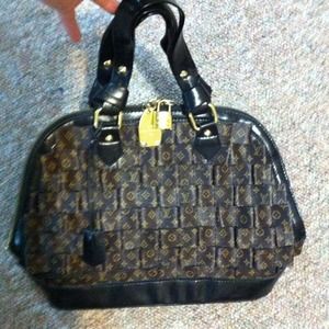 Vegan style LV inspired purse!