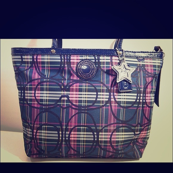 ⛔SOLD⛔kristin21 NWT Coach Tartan Plaid navy blue