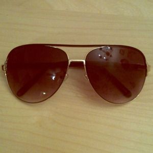 Steve Madden Aviators and flat sandals bundle