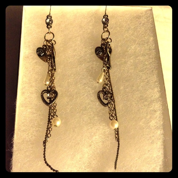SOLD for @stacey161 earrings!!!