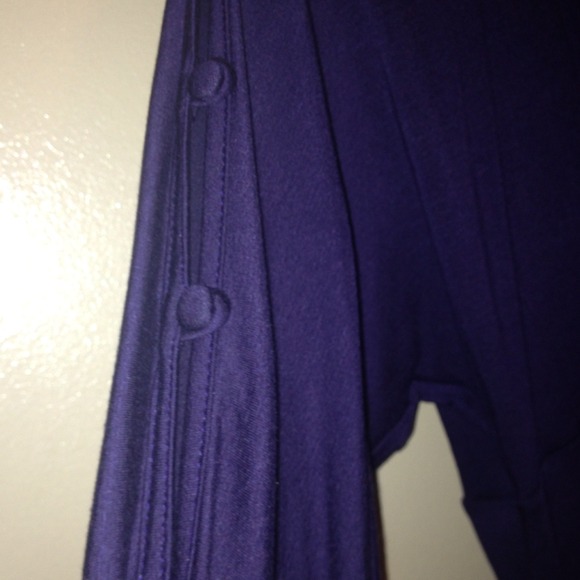 Blue top! - Picture 2 of 2