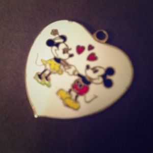 Mini and Micky mouse necklace charm.