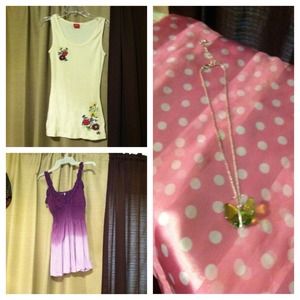 🚨Reserved @traceyj tanks & necklace