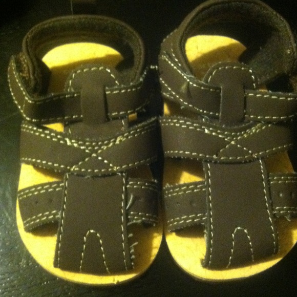 Brown strap baby sandals