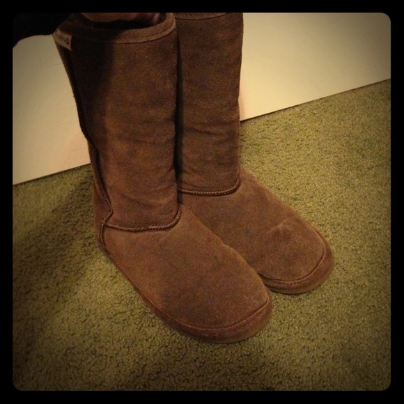 Brown Bearpaw tall boots