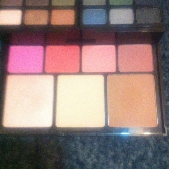 Sold - Picture 3 of 4