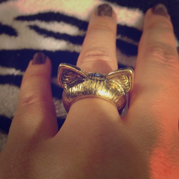 ❌SOLD❌ Cat Ears Ring😻