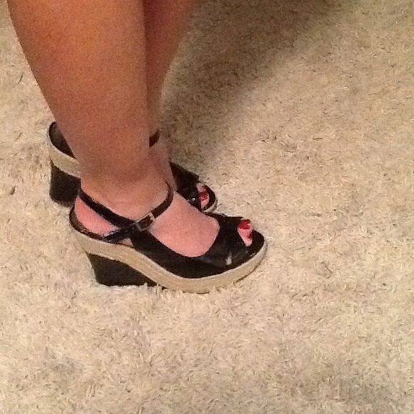 Peep toes - Picture 2 of 2