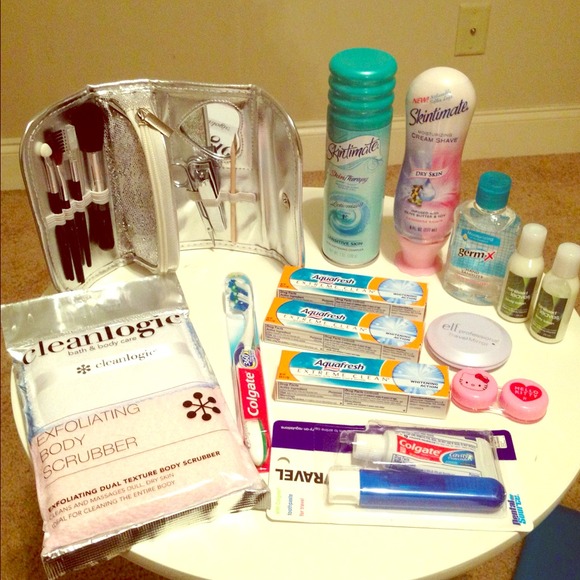 🚫SOLD🚫 HUGE travel bundle!!