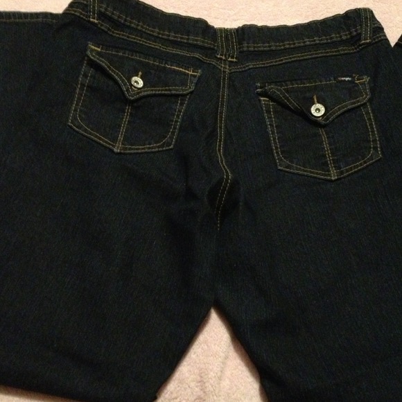 Jean - Picture 2 of 2