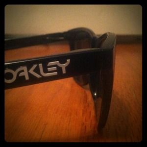 REDUCED❗ REAL OAKLEYS 🔺 polarized