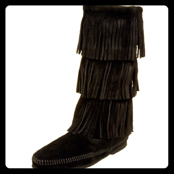 Minnetonka 3 layer fringe boot