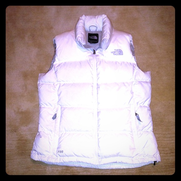 🎀 SOLD!! 🎀North Face Women's Nuptse 2 Vest