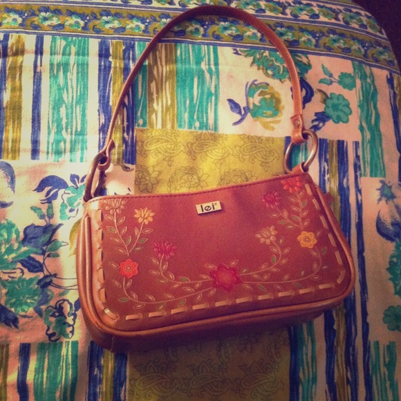 Vintage Brown L.E.I handbag.