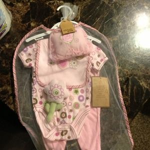💢SOLD💢 Baby girl gift set