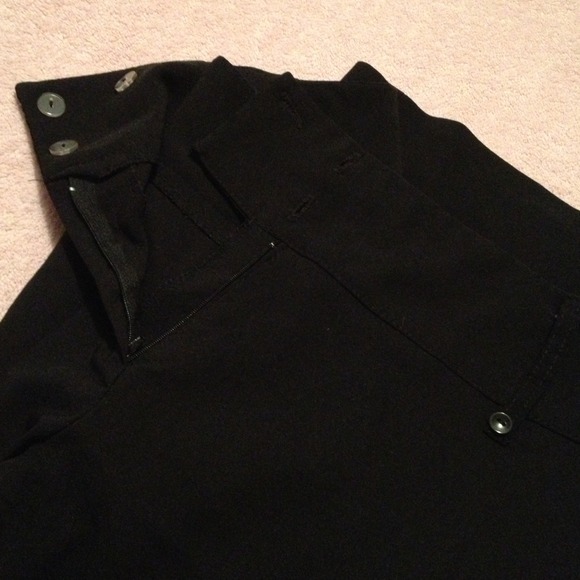 Women's slacks - Picture 2 of 2