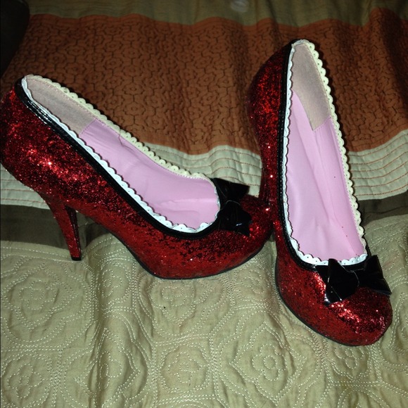 Dorothy costume shoes