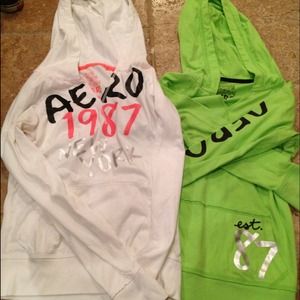 Medium aero light weight hoodies