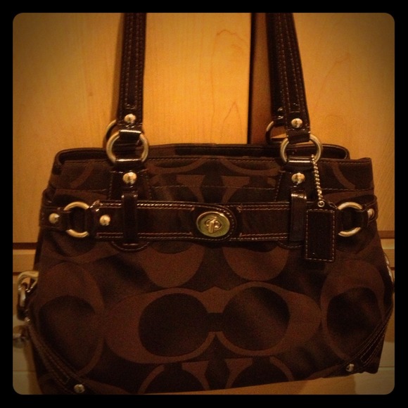 ******sold*****Coach tote