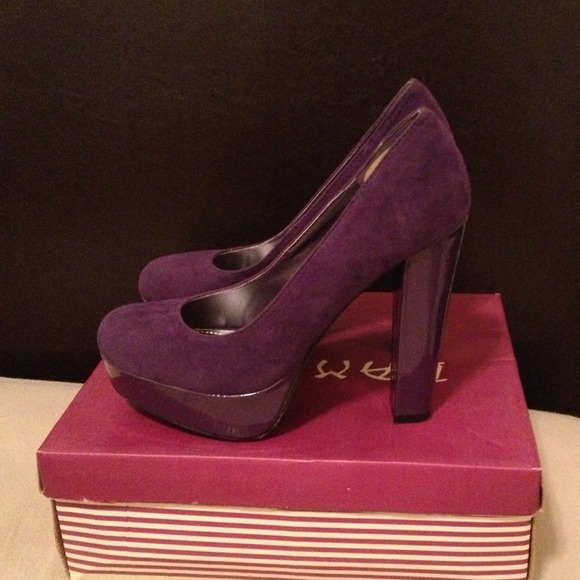 Purple Platform Pumps - Picture 2 of 4