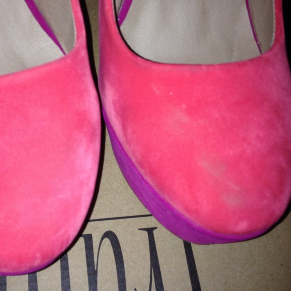 Color Block Platform Pumps - Picture 4 of 4