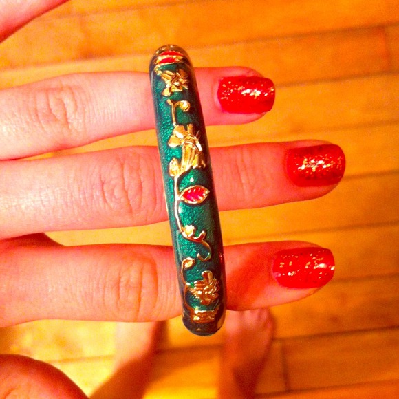 🆕Gold/green/pink bracelet