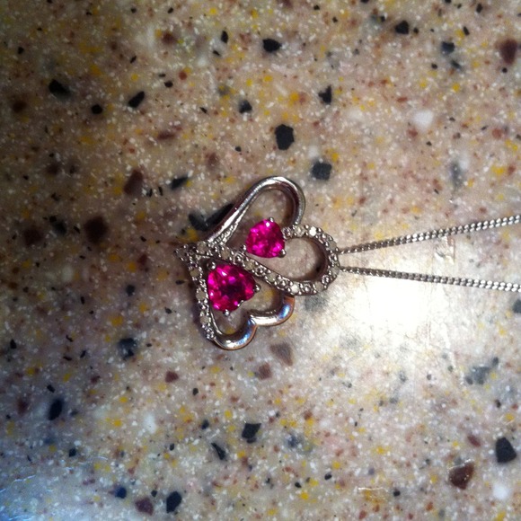 Silver heart necklace