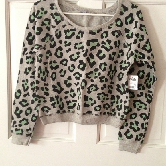 💥SOLD💥 Crop sweatshirt