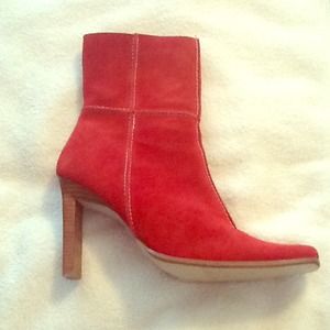 Womens' size 10 Suede Red Half Boots.