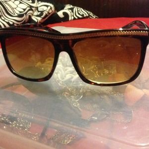 🎈🎈TRADE🎈🎈Brown leopard sunglasses