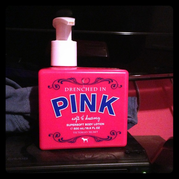 🎀SOLD🎀 Victoria Secret Lotion