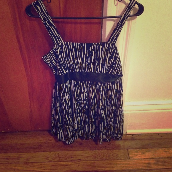 Dressy shirt - Picture 1 of 1