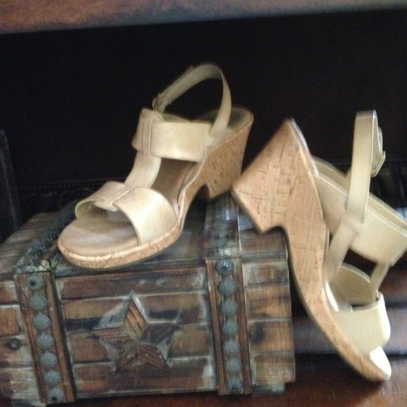 Clark's Sandal Wedge