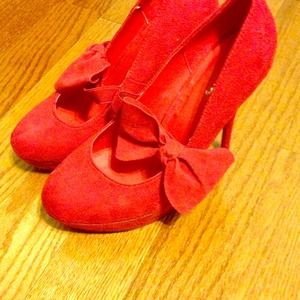 Wet Seal red suede bow high heels. Size 8 1/2.