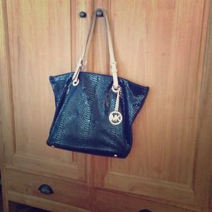 Michael Kors Tote