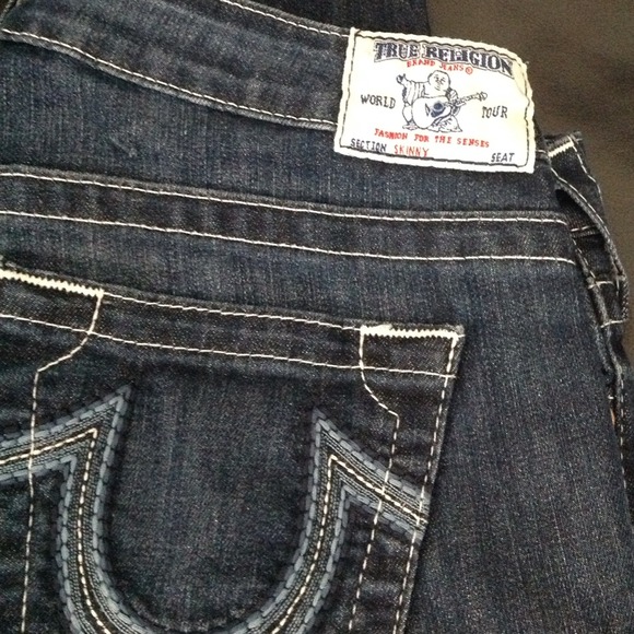True Religion Jean with blue pocket stitching