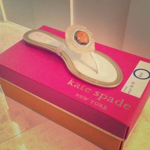 ❌Sold❌Kate Spade "irvine" sandals size 8