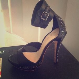 🚫SOLD🚫LAMB "Daria" platform heels