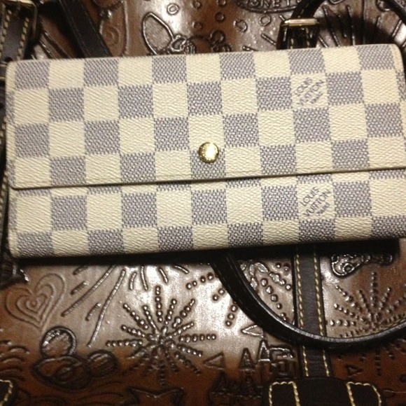 Louis Vuitton wallet inspired (RESERVED)